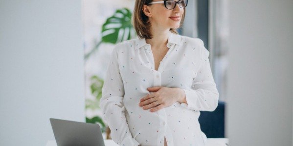 Conseils pour gérer son entreprise et sa grossesse